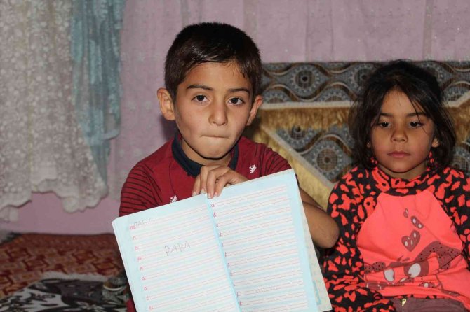 Kök Hücre Tedavisi İçin Hayırseverlerden Yardım Bekliyor