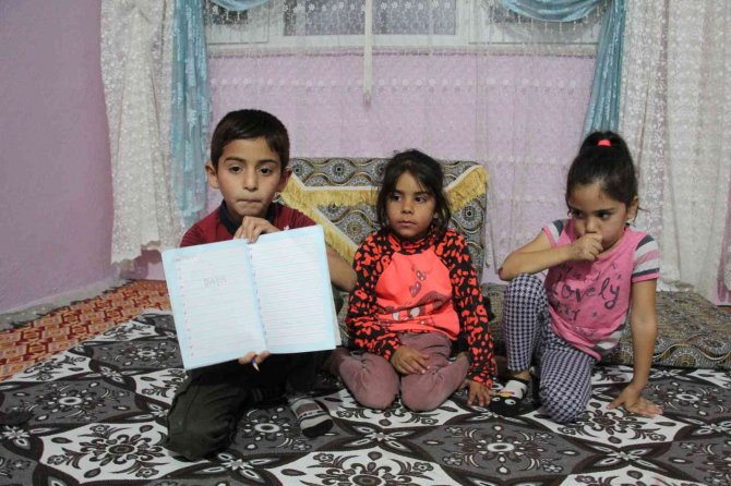 Kök Hücre Tedavisi İçin Hayırseverlerden Yardım Bekliyor