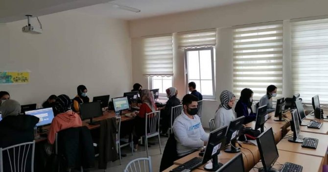 Şuhutta F Klavye Kursu Başladı