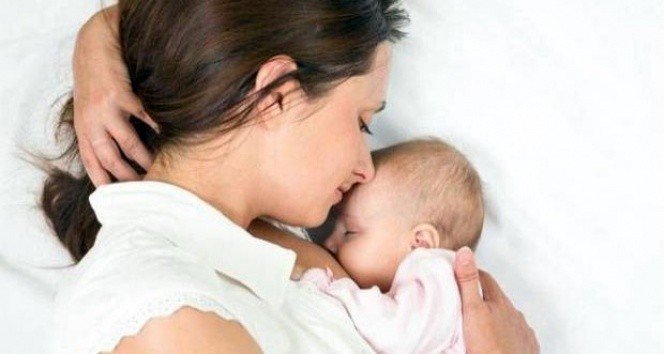 Anne Sütü Bebekte Aşı Etkisi Oluşturuyor