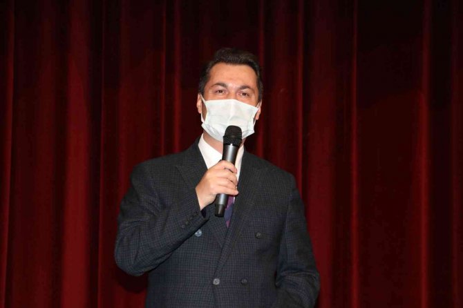 Çetin Öğrencileri Bilgilendirdi