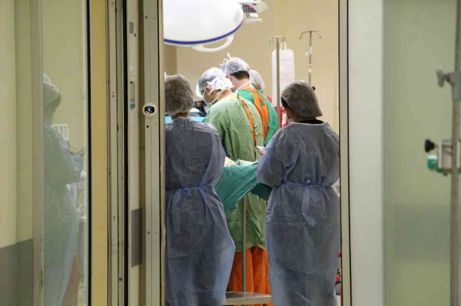 Beyin Ölümü Gerçekleşen Kadının Organları 3 Kişiye Umut Oldu