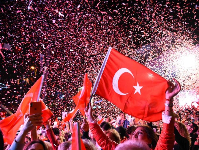 Kadıköy Cumhuriyet Bayramını Coşkuyla Karşılıyor
