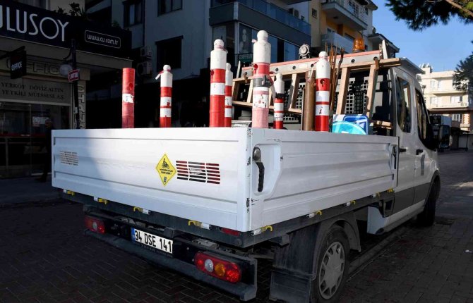 Kuşadası Belediyesi’nden Trafikte Örnek Uygulama
