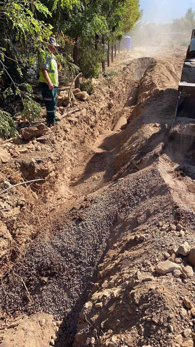 Büyükşehir’den 32 Evler’e Yağmur Suyu Hattı
