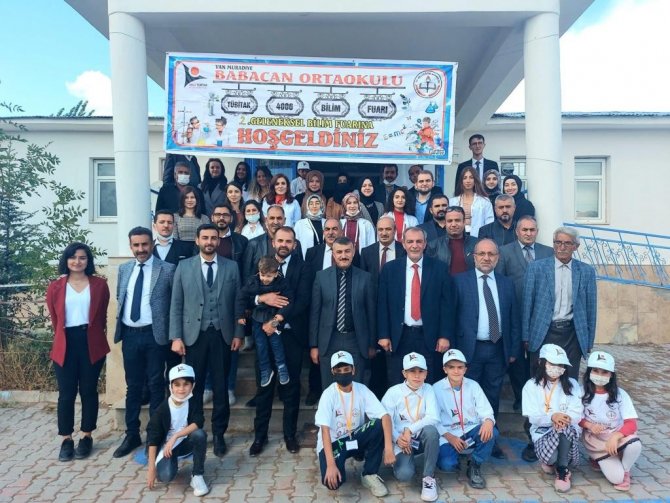 Muradiye’de Bilim Fuarı Düzenlendi