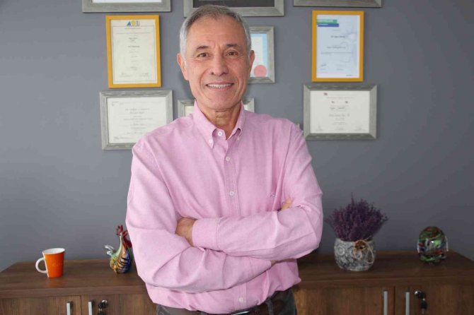 Prof. Dr. Günel: “Covid-19 Geçirenler Kalçalarında Gittikçe Artan Ağrı Ve Hareket Kısıtlılığı Var İse En Yakın Ortopedi Doktoruna Gözüksün”