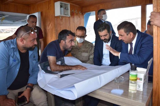 Siirt Valisi Hacıbektaşoğlu, Sondaj Çalışmalarını İnceledi