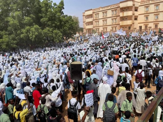 Sudan’da Hükümet Karşıtı Protestoya Güvenlik Güçlerinden Sert Müdahale: 23 Yaralı