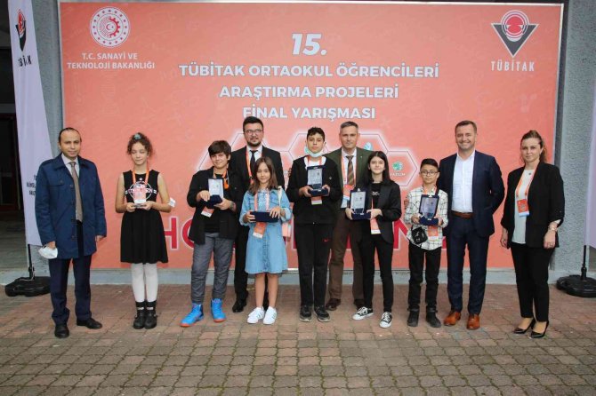 Geleceğin Bilim İnsanları Tübi̇tak Ödülleri İle Buluştu