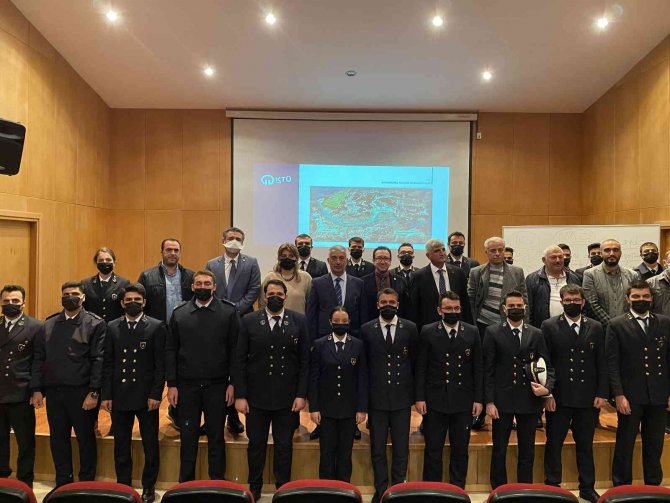 Ktü’deki Seminerde Kanal İ̇stanbul Ve Türk Denizciliği Konuşuldu