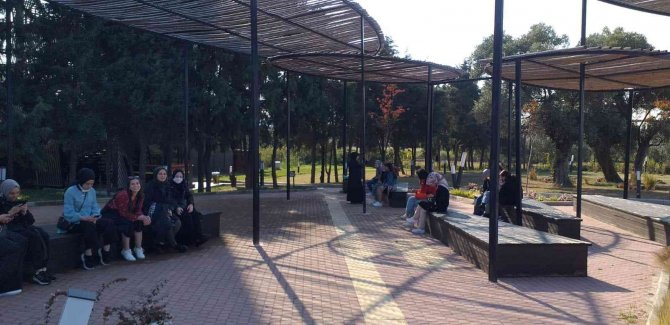 Üniversite Öğrencileri Hersek Lagününü Gezdi