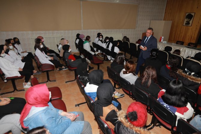 Başkan Işıksu, Öğrencilerin Kariyer Planlamalarına Katkı Sundu