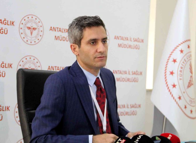 Antalya’da 1’inci Doz Aşılama Oranı Yüzde 90, İkinci Doz Yüzde 75’in Üzerinde