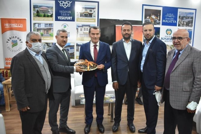 Başkan Çınar, 4.malatya Tanıtım Günlerine Katıldı