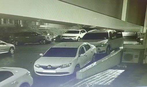 Çekmeköy’de 100 Bin Tl’lik ‘Adrese Teslim Hırsızlık’ Kamerada