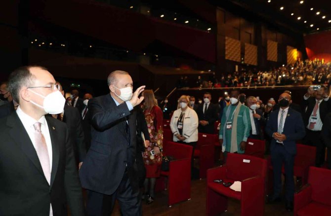 Cumhurbaşkanı Erdoğan, Türkiye - Afrika Ekonomi Ve İ̇ş Forumu’na Katıldı