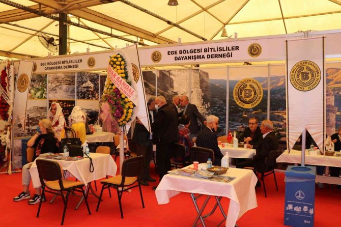 Bitlisliler, Bitlis’i İ̇zmir’de Tanıtıyor