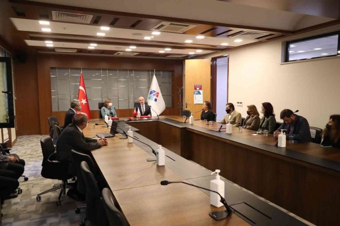 Hasan Kalyoncu Üniversitesi Ve Gaziantep Büyükşehir Belediyesi Arasında İş Birliği Protokolü