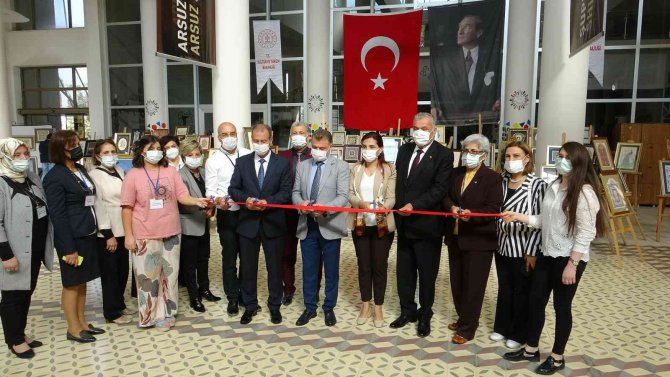 Dünyanın En Büyük Mozaik Müzesinde Tezhip Sergisi
