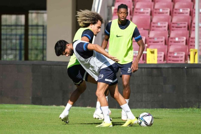 Hatayspor, Fatih Karagümrük Maçının Hazırlıklarını Sürdürdü