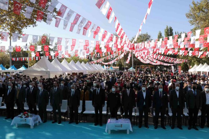 Anadolu’nun En Büyük Kitap Fuarı Açıldı