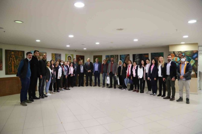 Kartal Belediyesi’nde ‘İ̇ma!’ Adlı Resim Sergisinin Açılışı Gerçekleşti