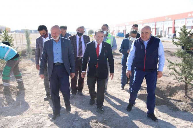 Başkan Çolakbayrakdar: “Dikilen Her Bir Ağaç, Geleceğe Bırakılan En Büyük Mirastır”