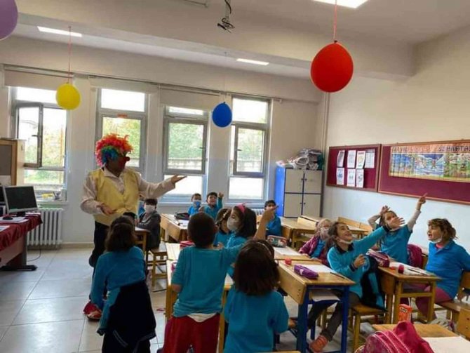 Okullarda Yüz Yüze Eğitim Devam Ediyor