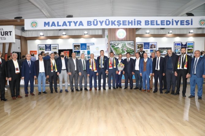 Başkan Gürkan,i̇stanbul’da Yaşayan Malatyalılarla Buluştu