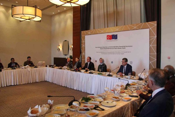 Malkoç: “Dünya 5’ten Büyüktür Sözü İle Yeni Bir Medeniyetin İnşasını Hep Birlikte Yapacağız”