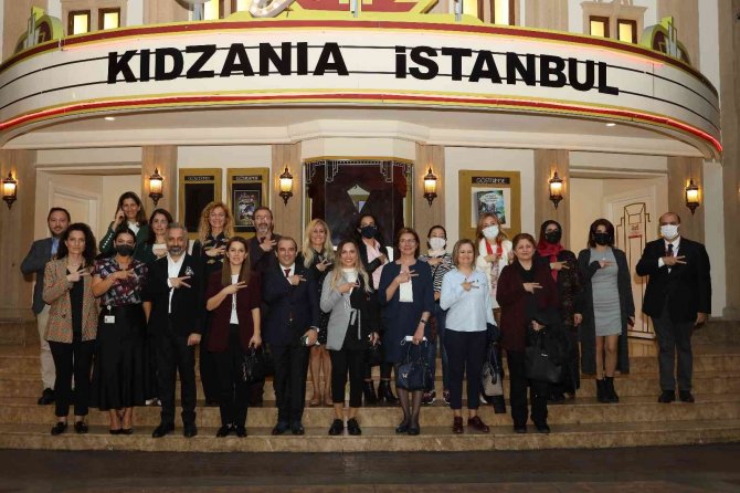 Sanayici İş Kadınları, Geri Dönüşüm Tesisinde Çocuklarla Buluştu