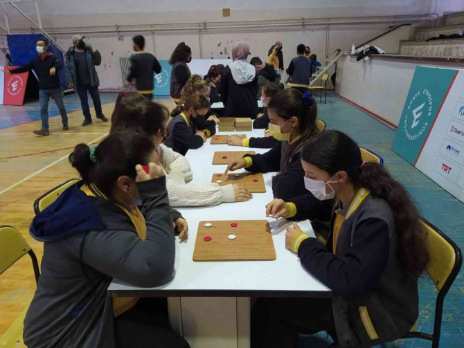 Selin Yaşandığı Ayancık’ta Öğrencilere Etnospor Motivasyonu