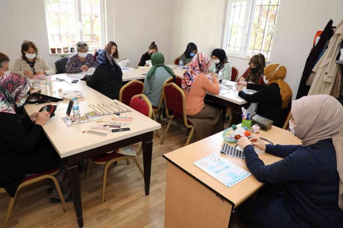 “Talas’ın Kurslarına Severek Geliyoruz”