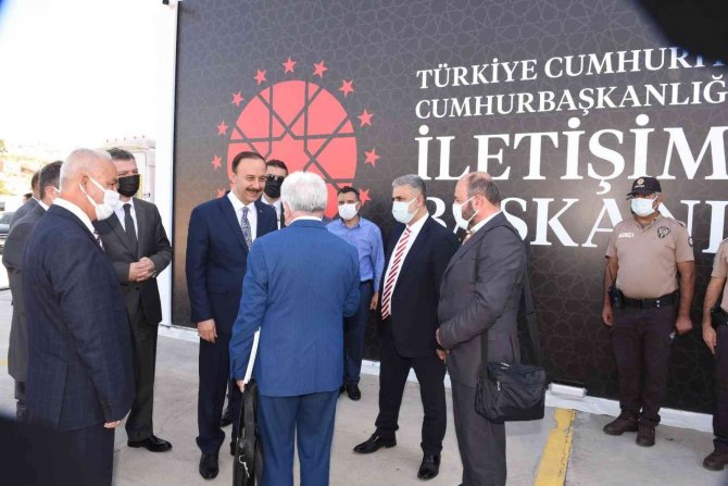 Vali Erin Vatandaşları Dijital Gösterim Merkezine Davet Etti