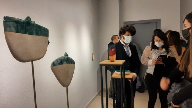 Dr. Emrah Pek’in “Kepenek” Sergisi Sanatseverlerle Buluştu