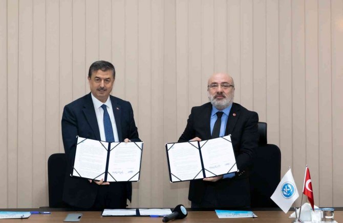 Yeşilhisar İ̇lçesi’nde Kayü’ye Ait Binanın Belediyeye Tahsis Protokolü Yapıldı