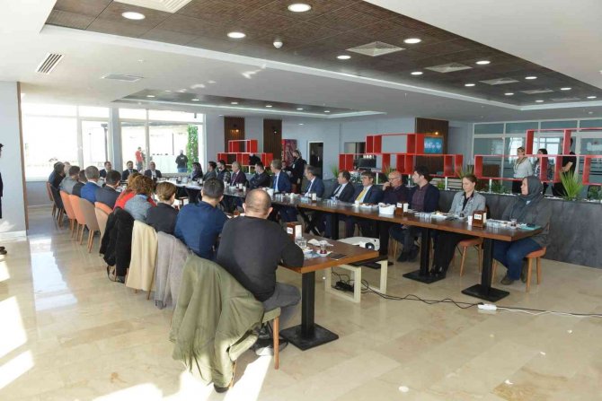 Başkan Yüksel Okul Müdürleri İle Bir Araya Geldi