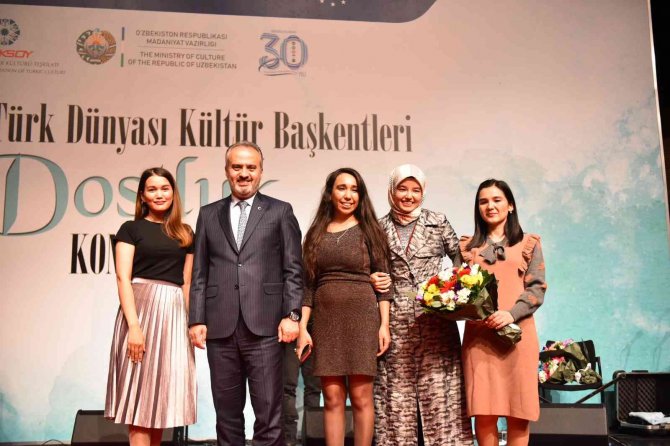 Türk Dünyası Ezgilerde Buluştu