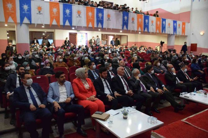 Ak Parti Genel Başkan Yardımcısı Dr. Ömer İ̇leri: “Bugün Sosyal Medya Üzerinde Yayınlanan Yalanlar, Darbe Dönemlerinde Fısıltı Gazeteleri İle Yapılıyordu”