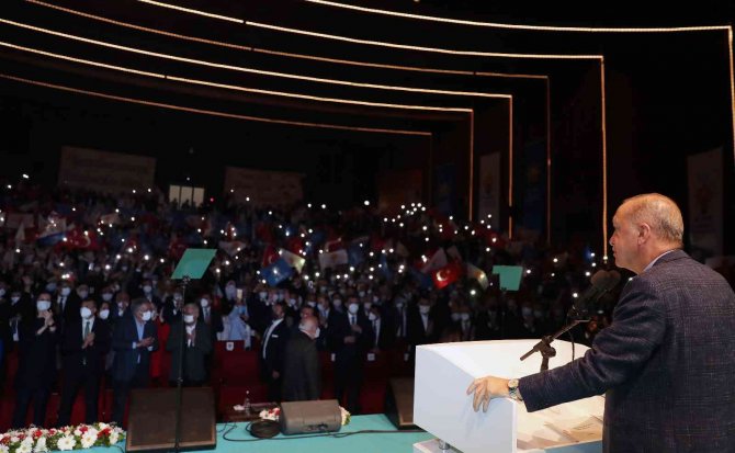 Cumhurbaşkanı Erdoğan: "Ufku Ankara’nın Ötesine Geçmeyenler Bizim Çok Boyutlu Dış Politikamızı Anlayamıyor"