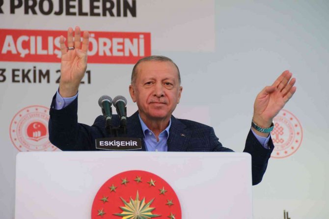 Cumhurbaşkanı Erdoğan Eskişehir’de Vatandaşlara Seslendi (1)