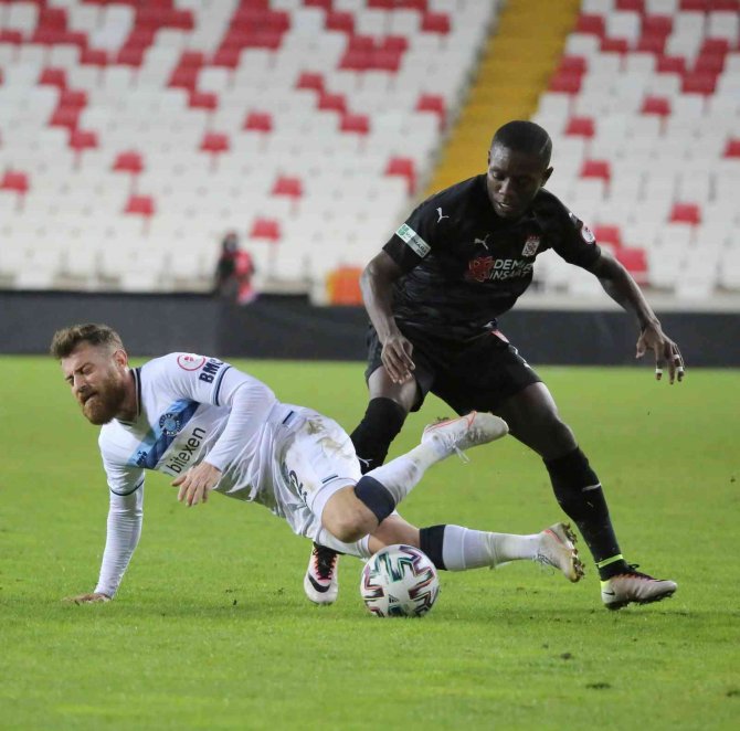 Sivasspor İle Adana Demirspor Ligde İlk Kez Karşılaşacak