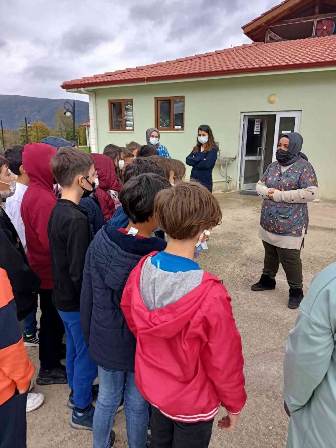 Mehmet Akif Ersoy İ̇lkokulu Öğrencileri Can Dostlarını Unutmadı