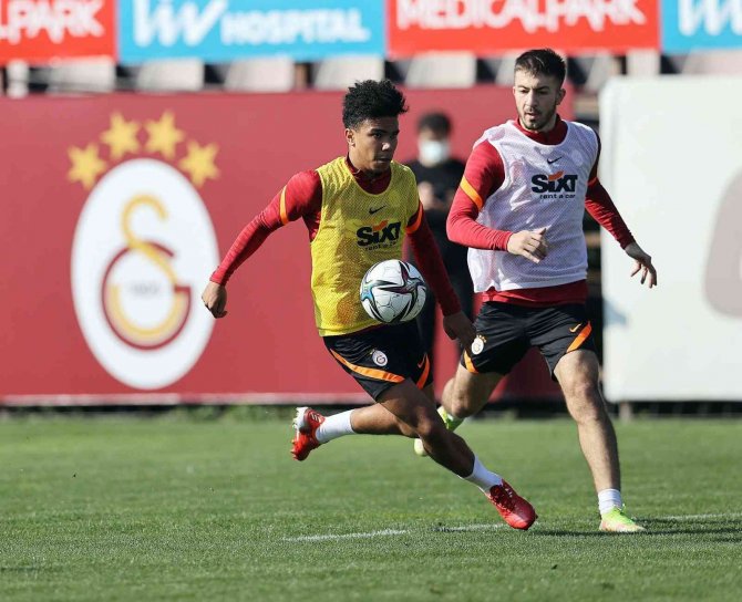 Galatasaray’da Derbi Hazırlıkları Başladı