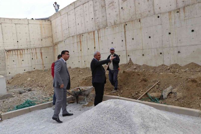 Hakkari’deki Okul İnşaatları Hızla Tamamlanıyor