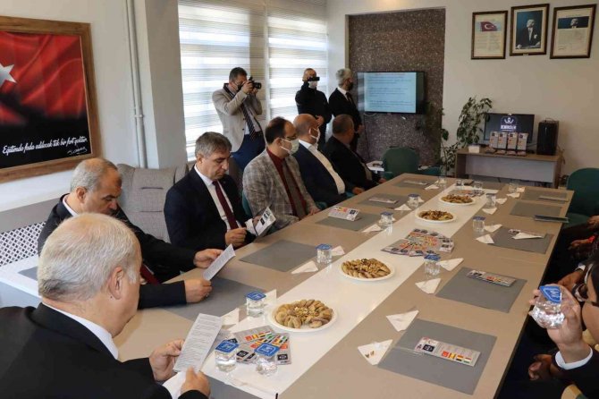 Hayırseverlerden Demirciler’e Fen Bilimleri Laboratuvarı