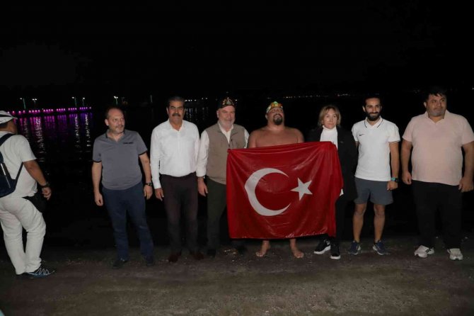 İ̇skenderun Körfezinde Açık Deniz Yüzme Maratonu Tamamlandı