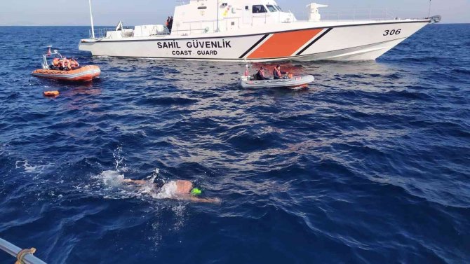 İ̇skenderun Körfezinde Açık Deniz Yüzme Maratonu Tamamlandı