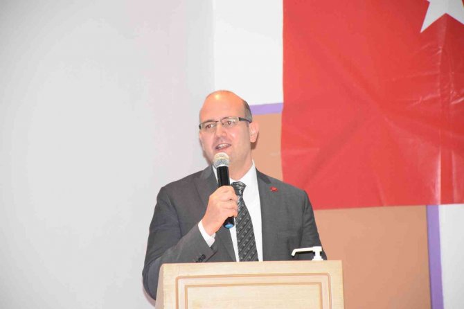 Ak Parti Genel Başkan Yardımcısı Dr. Ömer İ̇leri: “Bugün Sosyal Medya Üzerinde Yayınlanan Yalanlar, Darbe Dönemlerinde Fısıltı Gazeteleri İle Yapılıyordu”